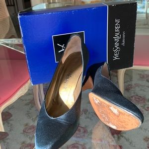 Vintage 60’s Yves St Laurent black satin pumps 2-1/2 inch heels. Size7-1/2 M.